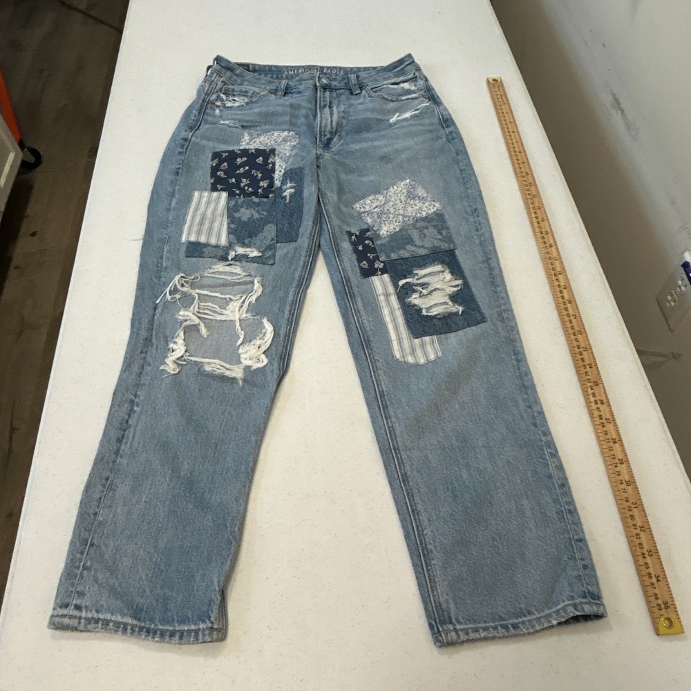 American Eagle Patchwork Distressed Mom Jeans Light Wash Floral Ripped Size 6